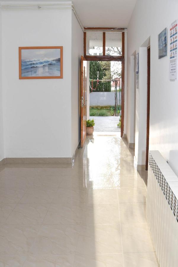 Apartment Tara 비오그라드나모루 외부 사진